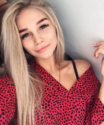 Елизавета, 1999 лет